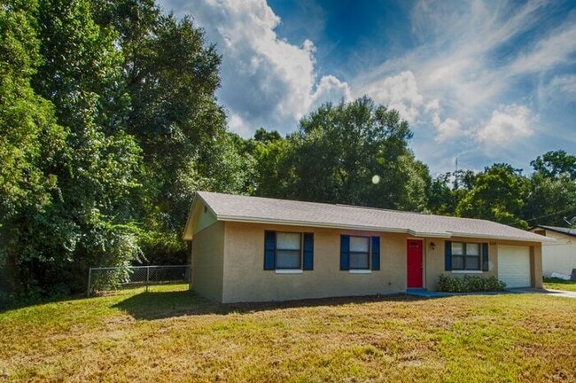 Photo - 330 Dogwood Ave