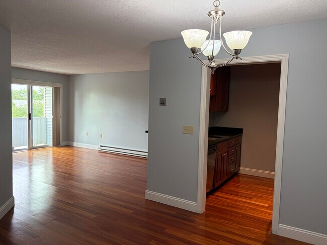 Photo - 108 Eastern Ave Unidad 303