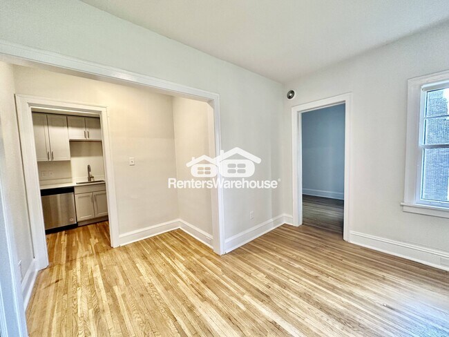 Photo - 2225 Grand Ave