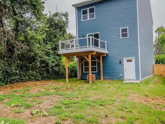 Photo - 8906 Chestnut Ave