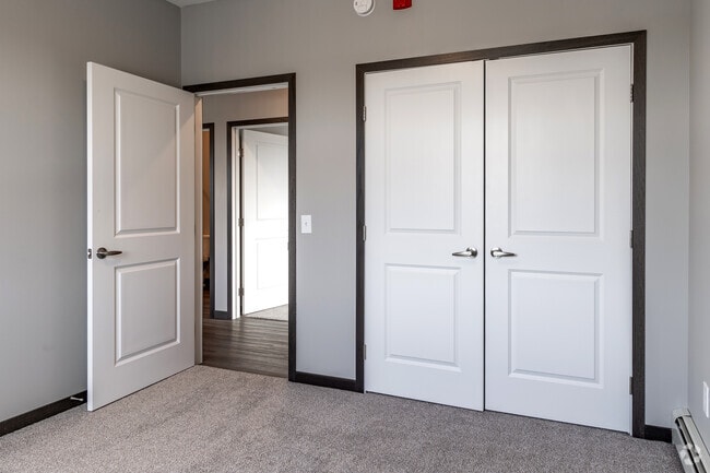 2BR, 2BA y 1.029 pies cuadrados - Segundo dormitorio