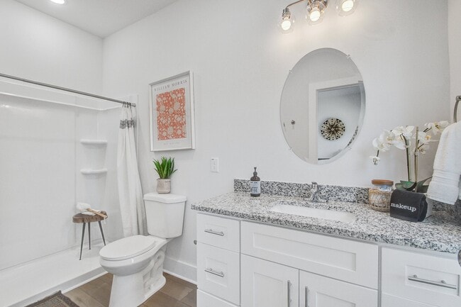 Photo - 5739 Murray Dr
