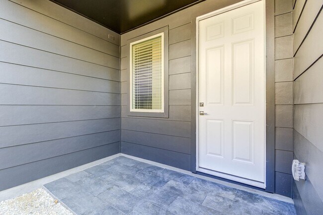 Photo - Modern luxury home in well established inn...