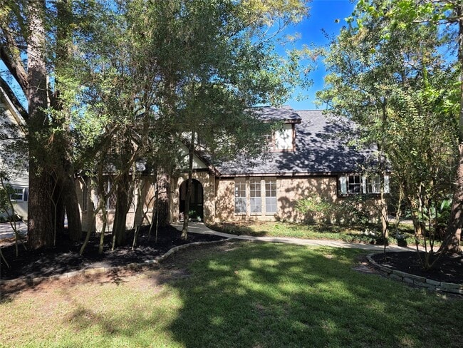 Photo - 18 Mayfair Grove Ct