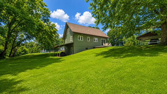 Photo - Well maintained Swannanoa Rental Home!