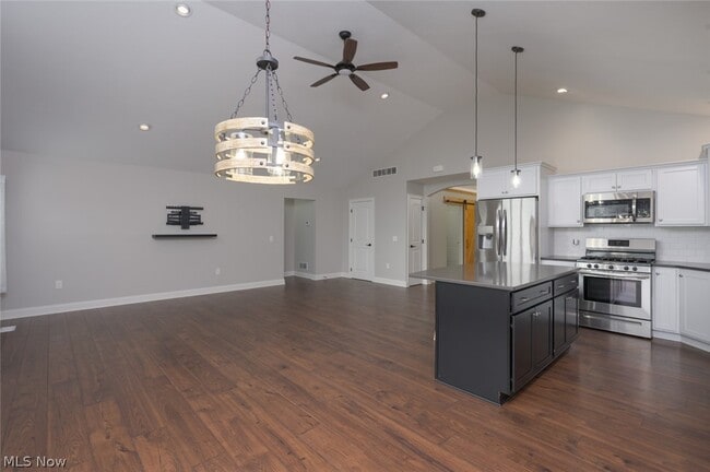 Photo - 15335 Knox Cir