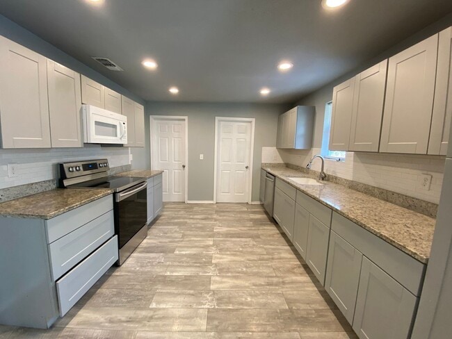 Photo - FALL INTO A NEW HOME WITH OUR MOVE-IN SPEC...