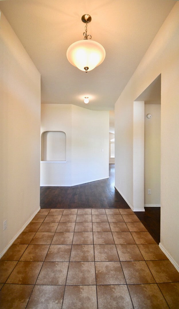 Building Photo - Pre-Holiday Move-In Special!!! Welcome to... Rental