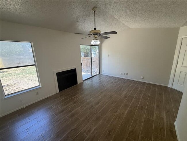 Photo - 9631 Bratton Dr