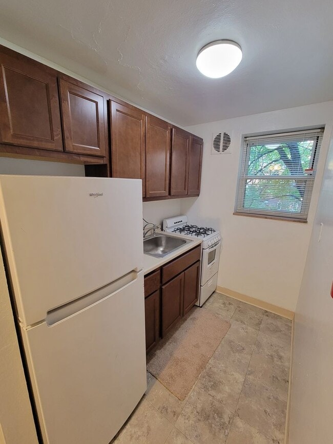 Photo - Bellevue Mansions