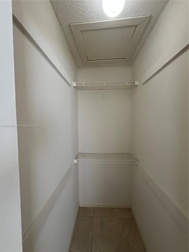 Photo - 126 SW 21st Ave Unit 2