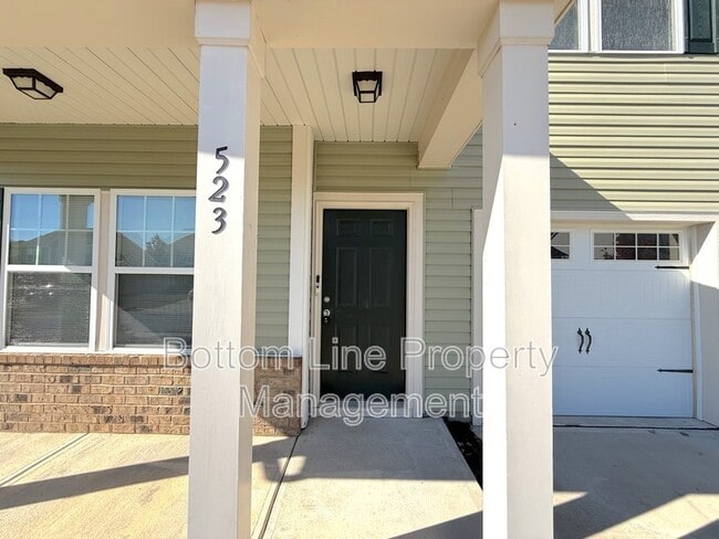 Photo - 523 Contentment Dr
