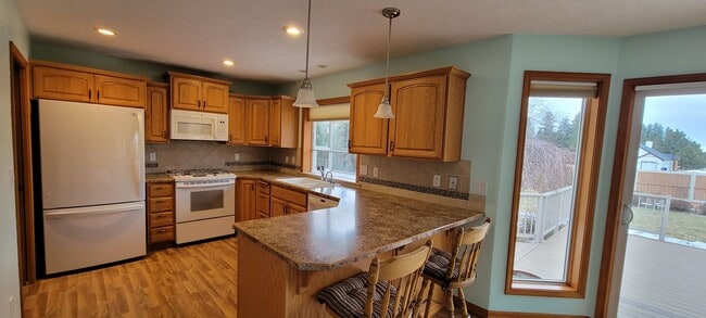 Photo - HUGE!  4 Bed Family Home in Mead Available...