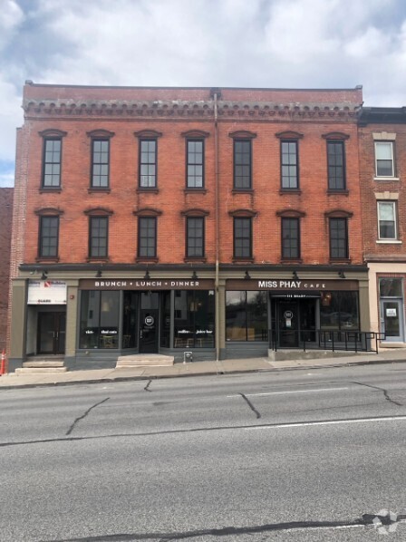 Building Photo - 508 Brady St Unit 301 Rental