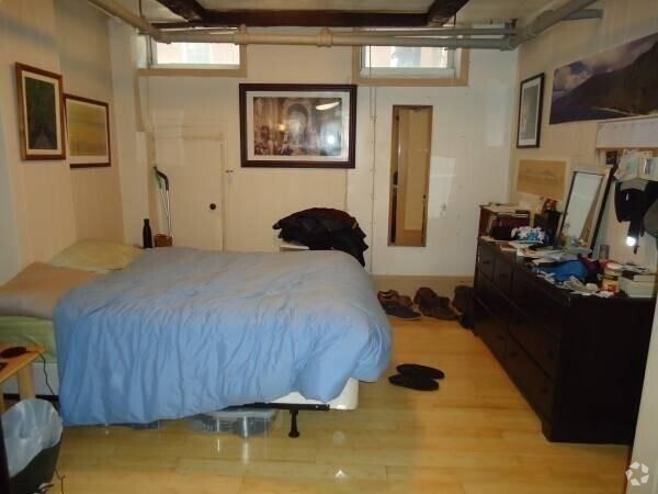Building Photo - 14 Melrose St Unit B Rental