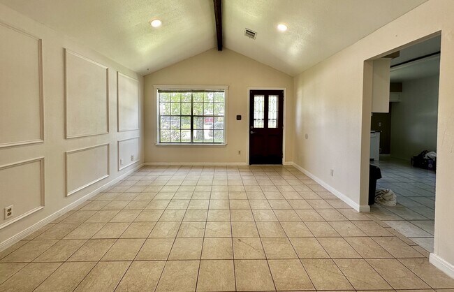 Photo - 4659 Orange Cir S