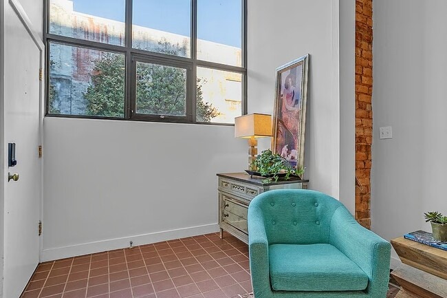 Photo - 121 S Main St Unit #3