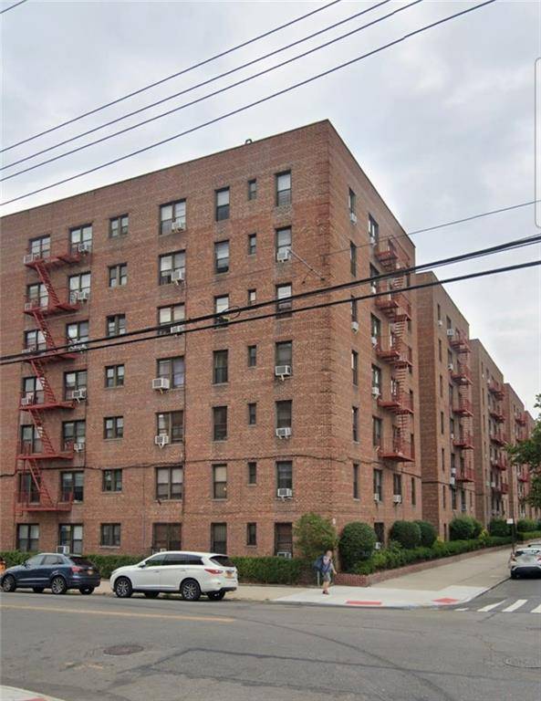 Photo - 2400 E 3rd St Condo Unit #40