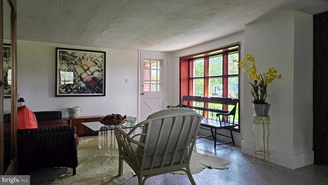Photo - 253 E Dark Hollow Rd Unit APT 1