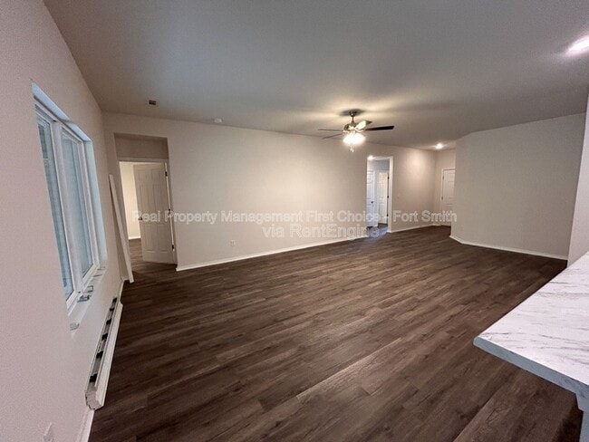 Photo - 10638 Cedar Wy