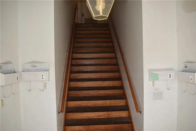 Photo - 1015 W Jackson St Unit A