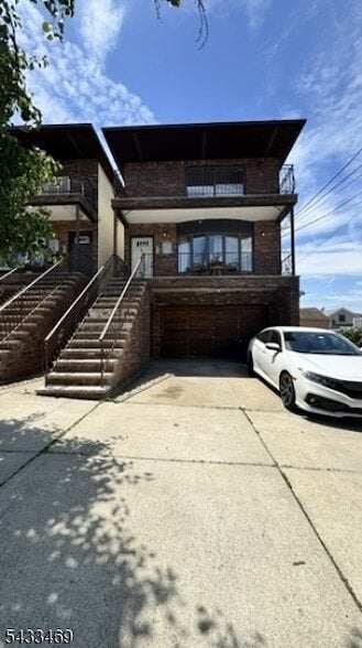 Building Photo - 1425 45th St Unit 2