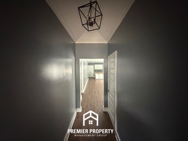 4BR/2BA Birmingham Rental with Attached 1-Car Garage & Open Kitchen Island