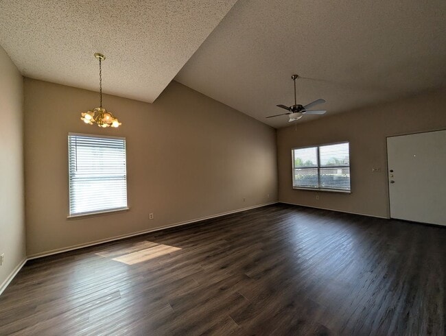 Photo - LOCATION!! On Wood Rd -Off Landa  / Fridge / Covered Back Patio / No Carpet / NBISD