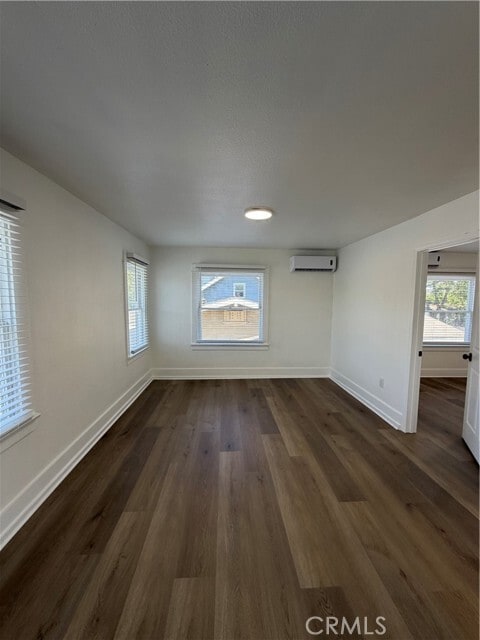Photo - 125 W Valencia Dr Unit A