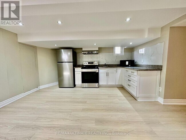 Photo - 225 Ferris Rd