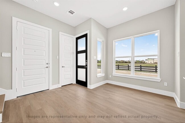 Photo - 10719 Mason Rd Unit 38