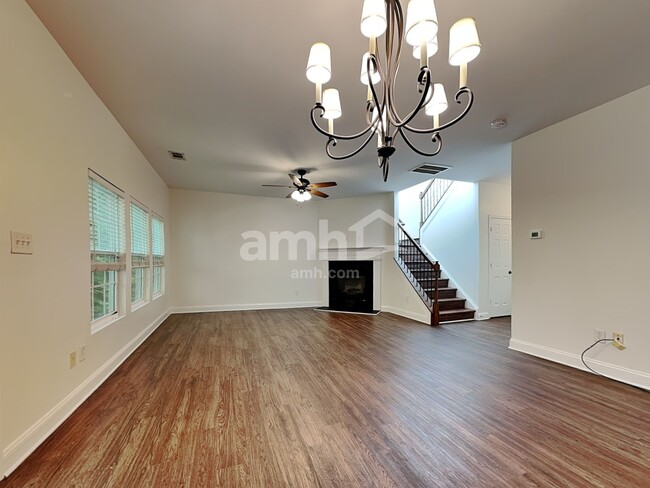 Photo - 14820 Havasu St