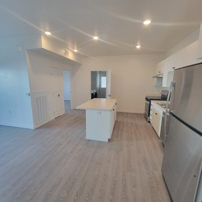 1 Bedroom/1 Bath Floorplan B - Teton Oasis Apartments