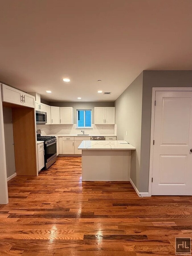 Photo - 31 Cunard Ave Unit 1