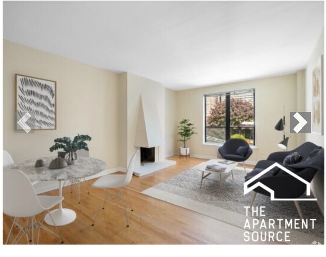 Building Photo - 1435 N Dearborn St Unit D2 Rental