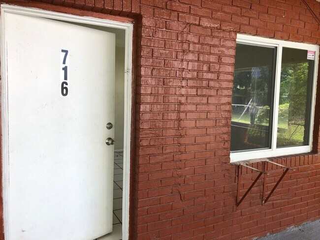 Photo - 3-1 with impact windows