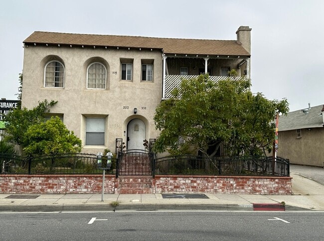 Building Photo - 331 W Manchester Blvd
