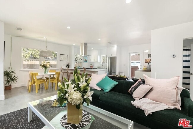 Building Photo - 4234 Verdugo Rd