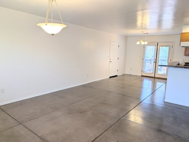 Photo - Move in October and get November rent FREE... Unit 2