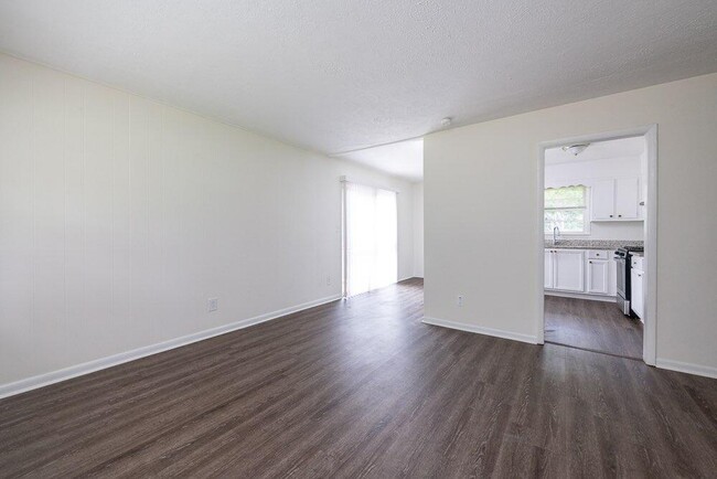 Photo - 4107 Cornell Blvd SW