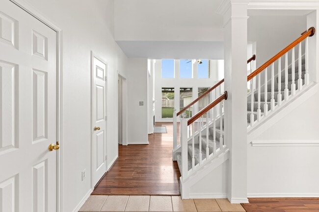Photo - 2122 Hill Canyon Ct