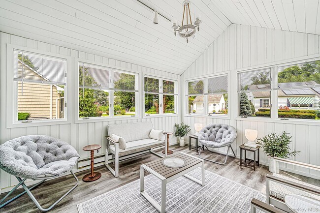 7 Oak Dr