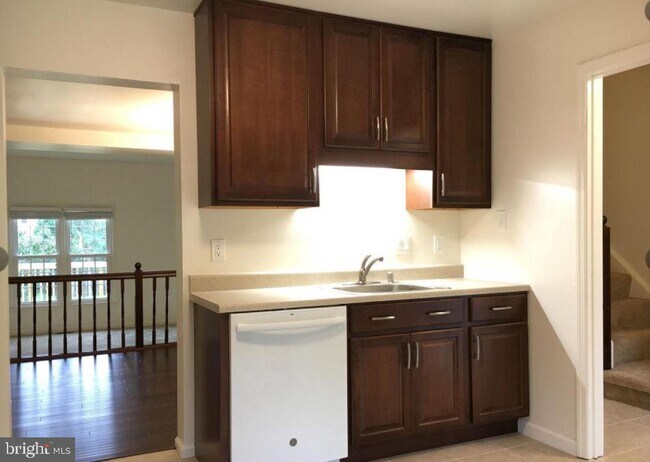 Photo - 5732 Lofthill Ct