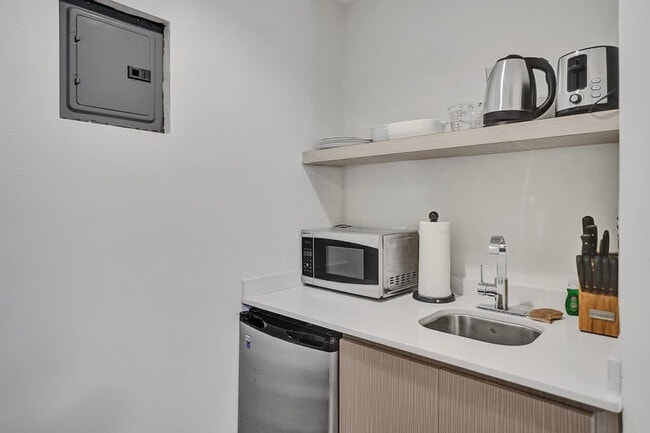 Photo - 3020 Seville St Unidad SI ID1504045P