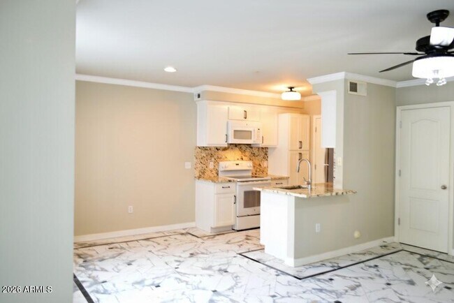 Photo - 1701 E Colter St Unit 4