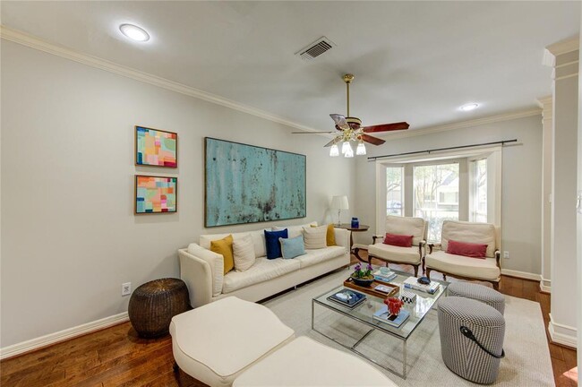 Photo - 1526 Forest Home Dr