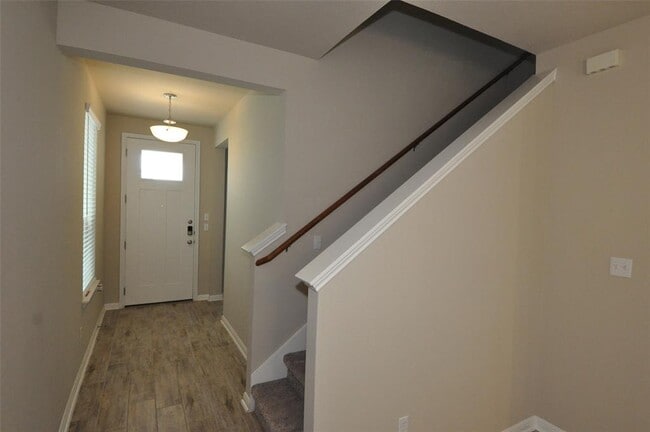 1621 Bella Dr