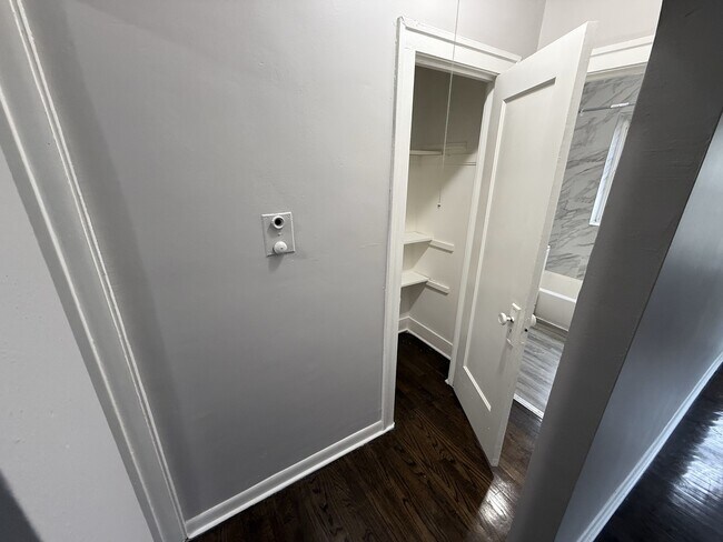 Photo - 6328 N Albany Ave Unit 3W