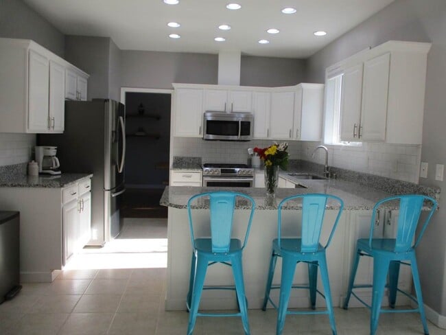 Photo - Modern 3-Bedroom, 2.5 Bath Home in a Point Richmond Ridge Cul-de-Sac