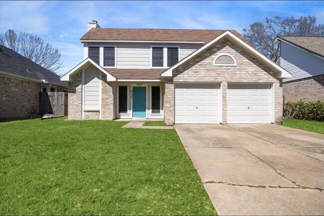 Building Photo - 8030 Log Hollow Dr
